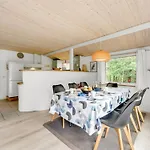 Hilde - 350m To The Fjord By Interhome * Hemmet